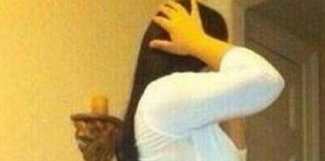 ممرضة مصرية تمارس الجنس مع أطباء وموظفين وتنشر مقاطع فيديو