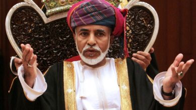 تصر سلطنة عمان على لعب دور الوسيط في الأزمة اليمنية watan.com