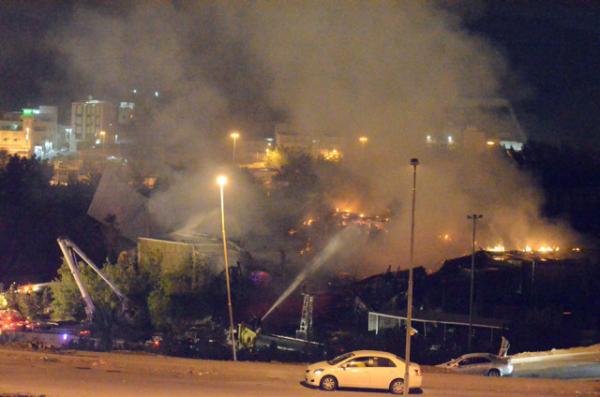 حريق شب داخل فندق في مكة watan.com