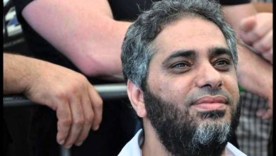 فضل شاكر يمثل أمام المحكمة العسكرية ويسلم نفسه قريباً watan.com