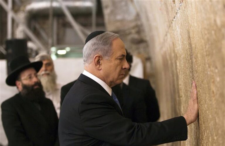 رئيس الوزراء الاسرائيلي watan.com
