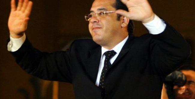 أيمن نور watan.com