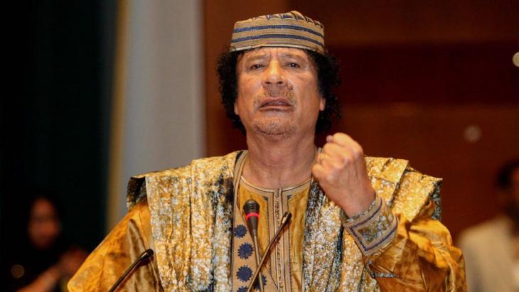 القذافي watan.com