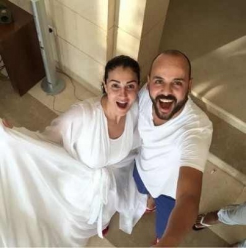 هل تزوجت غادة عبد الرازق سراً من منتج يصغرها بعشر سنوات؟