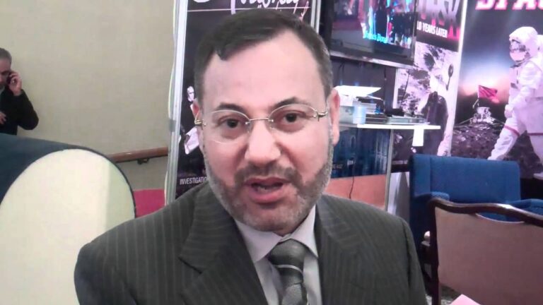 أحمد منصور watan.com