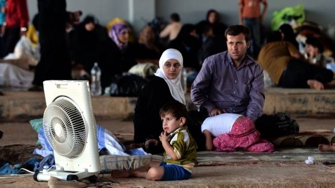 لاجئين سوريين watan.com