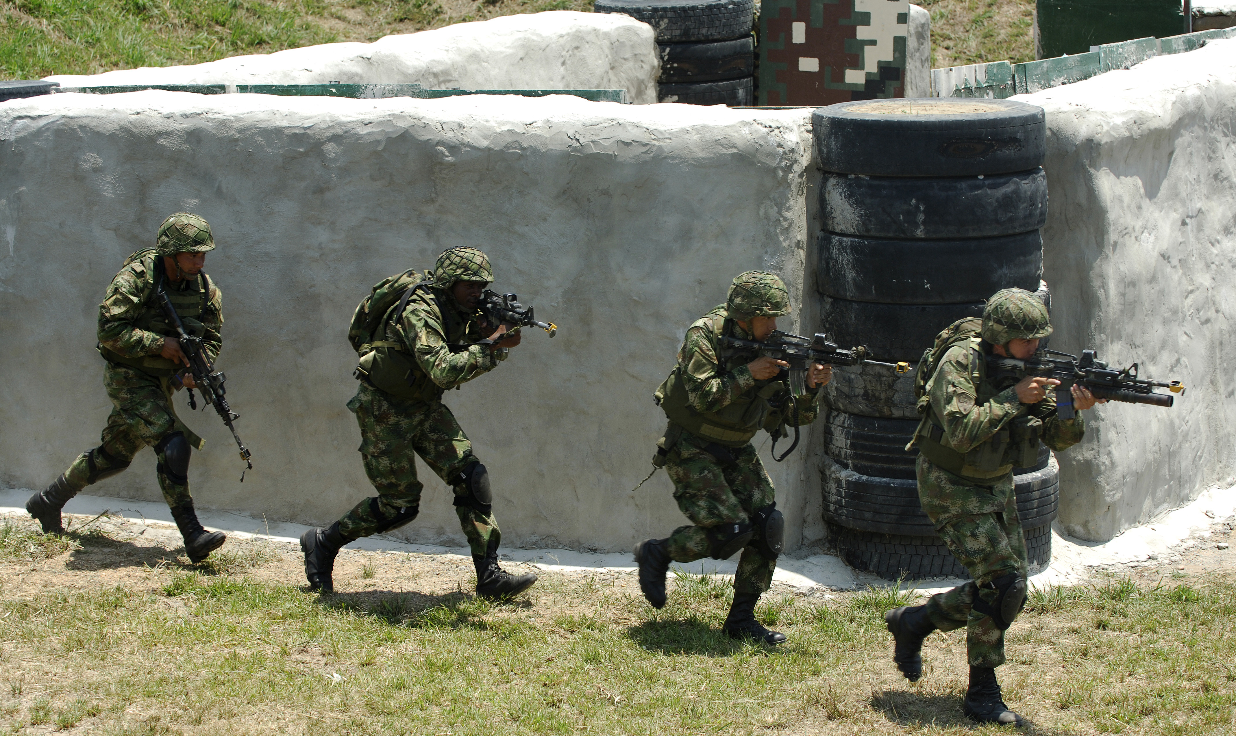 الجيش الكولومبي watan.com