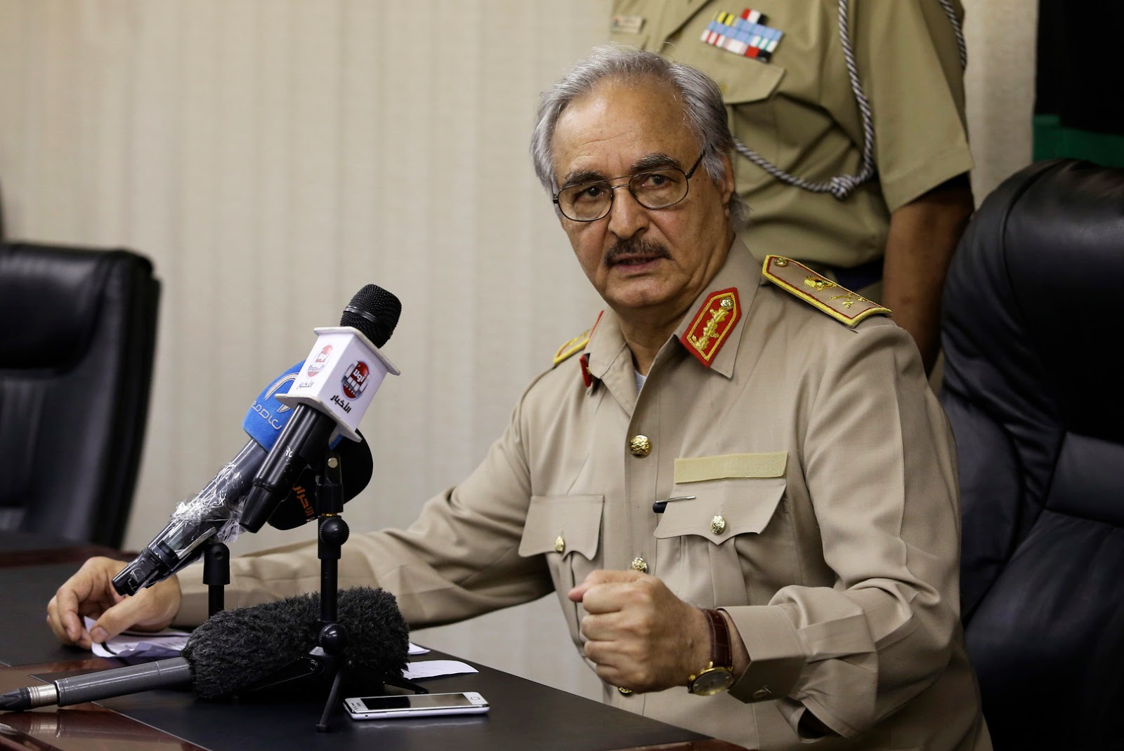 خليفة حفتر watan.com