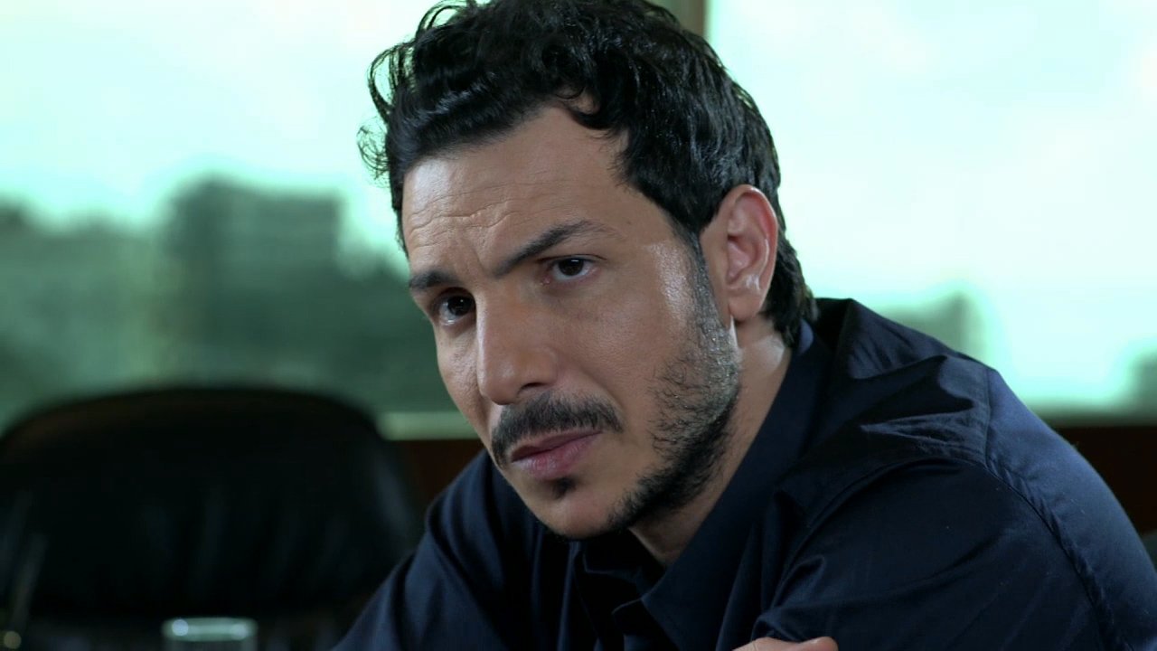 باسل خياط watan.com