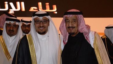 الملك سلمان والاعلامي السعودي سلمان الانصاري watan.com
