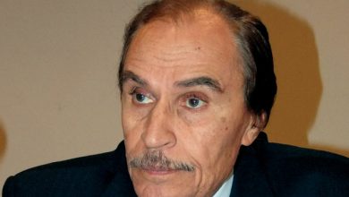 عزت العلايلي watan.com