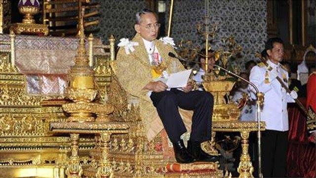 الملك التايلاندي بوميبول أدولياديج
