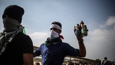 نشطاء الانتفاضة watan.com