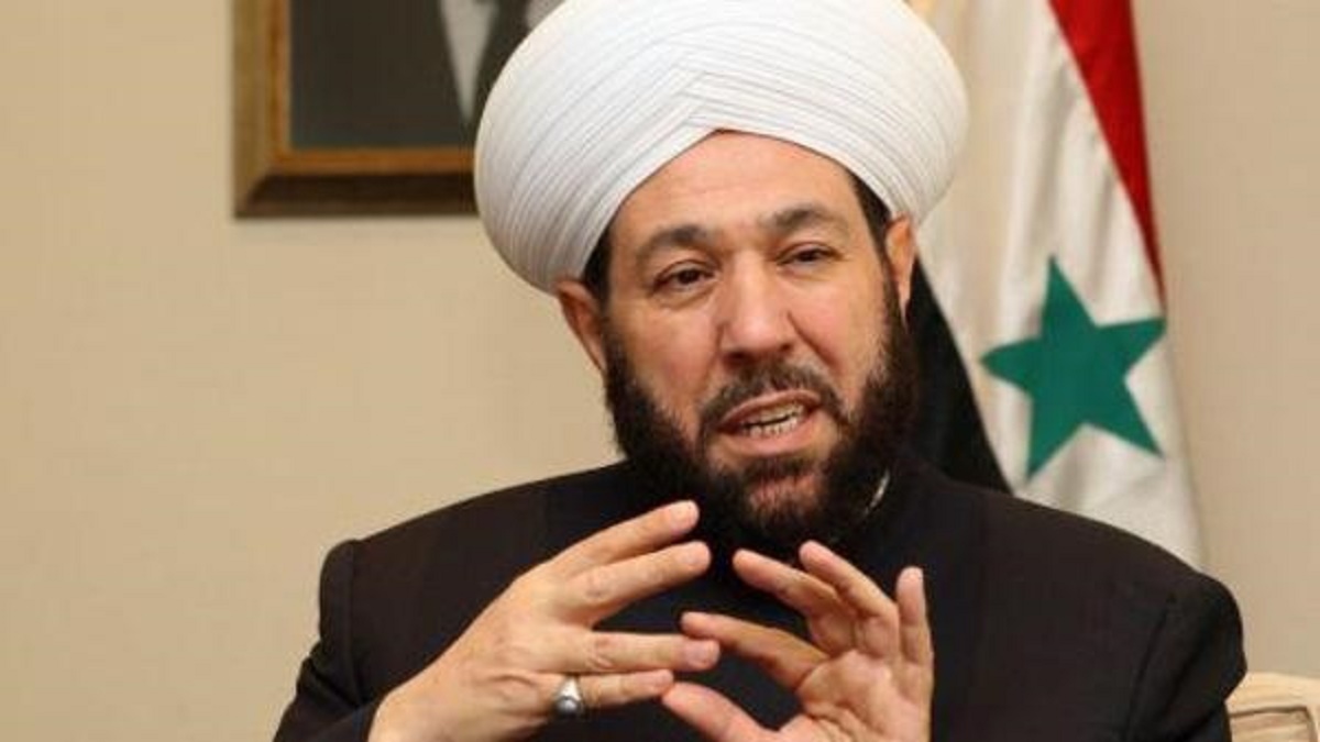 أحمد بدر الدين حسون watan.com
