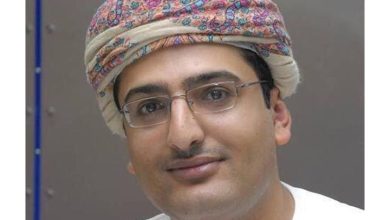 المدون العماني المعروف معاوية الرواحي watan.com