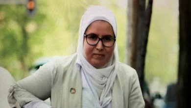 فتاتين مثليتين watan.com
