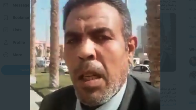 مصري يشعل النار watan.com