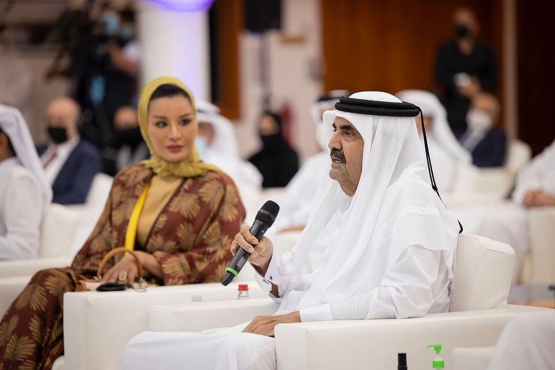 الأمير الوالد وزوجته الشيخة موزا watan.com