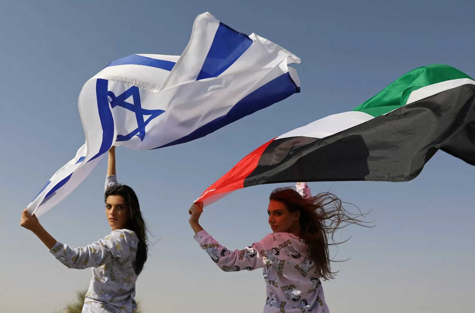 السلام الحار بين الإمارات و الإمارات
